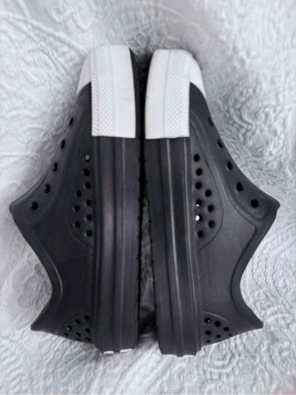 Converse Chuck Taylor All Star Play Lite CX Slip On Water Shoes Size Big Kid 4